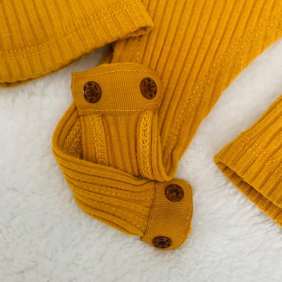 Yellow Long-Sleeved Bodysuit - Picture 3 of 5